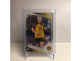 Nico Schlotterbeck Topps Chrome Fotbollskort