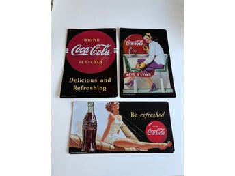 Vintage Coca-Cola metallskyltar från 1997