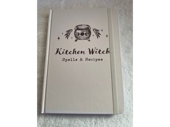 Anteckningsbok A5 Linjerad - Kitchen Witch - Helt ny