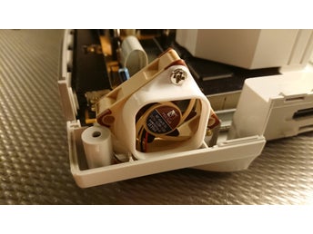 Dreamcast fläkt - Noctua med hållare