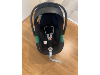 Cybex Aton B2 i-Size