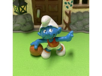 Smurf som spelar basket….toppskick… lågt utrop…