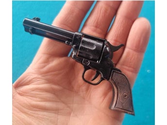 Uniwerk Italy 1873 revolver Miniatyrmodell