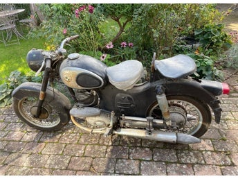 Veteranmotorcykel Puch 175 Sv årsmodell 1964
