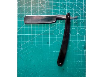St Martin barberkniv