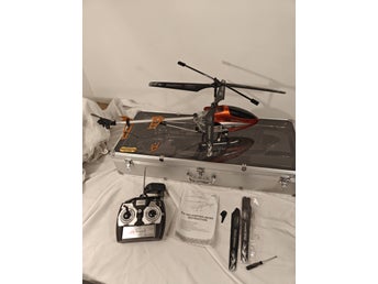 R-Series Gold Edition RC helikopter 3D med fjärrkontroll och fodral