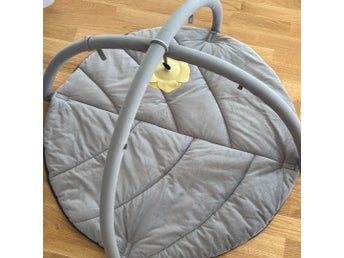 Babygym med lekmatta IKEA