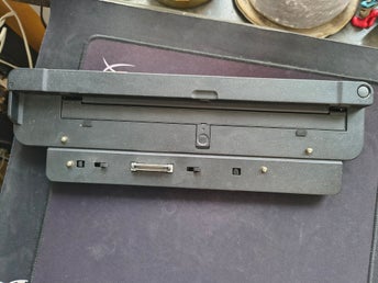 Fujitsu Siemens LIFEBOOK Port Replicator FPC:PR63