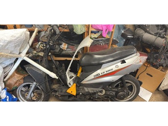 TMS Z2 Moped