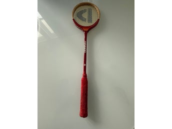Donnay Red Star tennisracket i trä – retro samlarobjekt