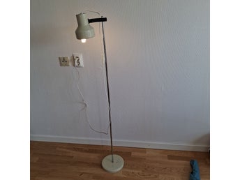 Retro Golvlampa i retrostil