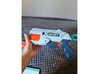 Zuru X-Shot leksaksvapen
