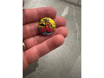 Vintage | Pin | DIO