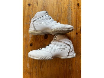 Reebok Basketbollskor Vita Storlek 39