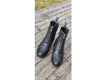 Ariat svarta ridskor storlek 38