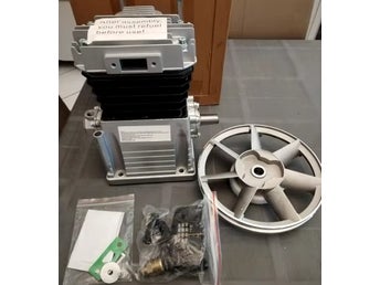 2,2kW 12CFM enstegs luftkompressorhuvud med 2 cylindrar, oljesiktfönsterdesign