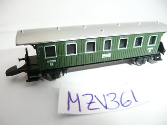 Modelljärnväg Märklin Mini-club 8700 Personvagn med plattformar