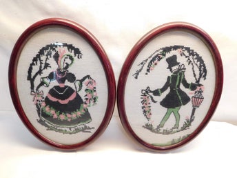 Broderad Bellman Konst I Vintage Oval Träram med Glas
