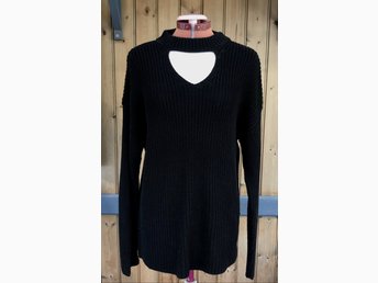 Stickad tröja från Gina Tricot Stl. L Stickad tröja från Gina Tricot Stl. L