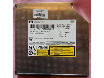 DVD brännare för laptop. IDE DVD till laptop.Gjord av HP. Fin modell. 100 % ok.