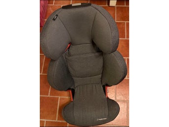 Maxi-Cosi RodiFix AirProtect • ISOFIX • Svart • 15-36 kg • okrockad