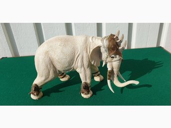 schleich fighter elephant