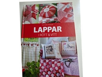 Lappar i rött & vitt av Gerd Gellein Merkesdal, 2004