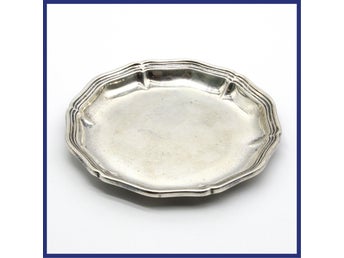 Fat, 830 silver, (vikt 44,25g, diameter 10cm)