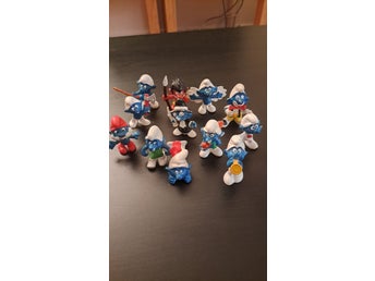 Samling med 12 stycken Smurf-figurer