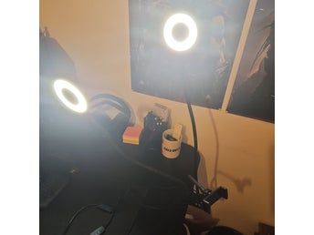 Ringlampa med mobilhållare