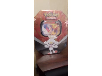 Pokemon plåtlåda sällsyntCinderace V Engelska Pokémon Tin förseglad! - A20