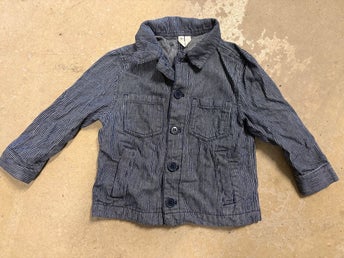 Mörkblå & vit randig overshirt från Arket