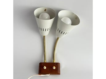 Retro 2-armad vägglampa teak & metall,