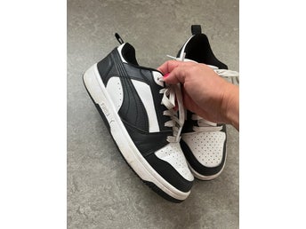 Puma Sneakers Svart/Vit EUR 35.5