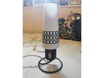 Söt liten retro bordslampa, Instala, Tjeckien - 80-talet