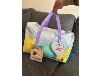 Färgglad BABY BAGS skötväska - oanvänd 😊