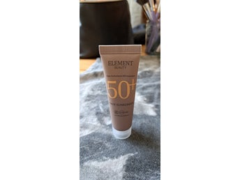 Element Beauty SPF 50+ Ansiktssolskydd **NYTT**