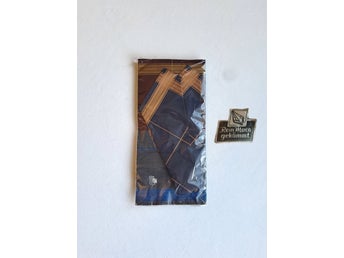 NOS VINTAGE 60-TAL 70-TAL Näsduk bröstnäsduk handkerchief hankie pocket square