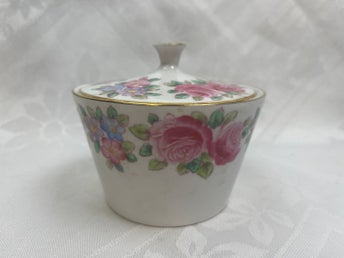 Tuscan Fine Bone China sockerskål vintage England