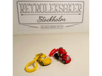 Disney Pixar Bilar / Cars. Mack Lastbil & Cruz Ramirez 2 st Nyckelringar!