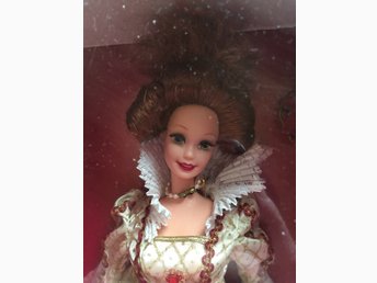 elizabethan queen barbie