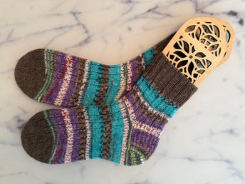 Handstickade sockor, strl 38-39