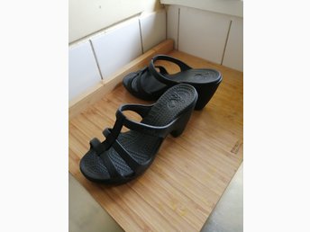 crocs 36
