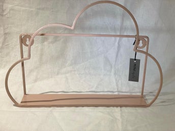 Tidningshållare Moln rosa Nu 150kr Ord 299kr