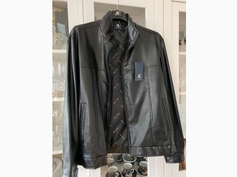 Jacka oanvänd biker modell (407978944) ᐈ Köp på Tradera Jacka oanvänd biker modell (407978944) ᐈ Köp på Tradera