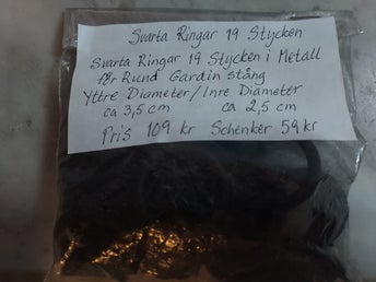 Svarta Ringar 19 Stycken i Metall för Rund Gardinstång Diameter ca 3,5 cm