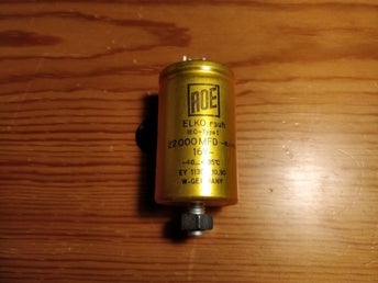Kondensator / 22000 uF / 16 V / ROE