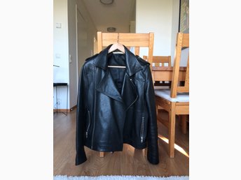 WHYRED skinnjacka storlek 50 L WHYRED skinnjacka storlek 50 L