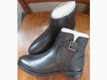 natural comfort boots