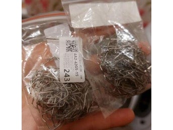 200st 0,8 mm V-formade termiska häftklamrar för plastsvetsmaskin, nästan helt ny